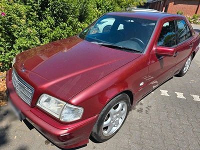 Gebraucht Mercedes C200 136 PS (100 kW) 1999 Rot Limousine