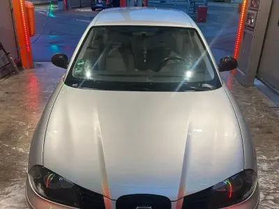 Gebraucht Seat Ibiza 75 PS (55 kW) 2003 Silber Kleinwagen