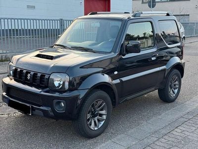 Usado Suzuki Jimny Style 84 HP (61 kW) 2016 Preto SUV