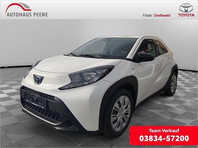 Neu Toyota Aygo X Play 72 PS (52 kW) 2025 Weiß SUV