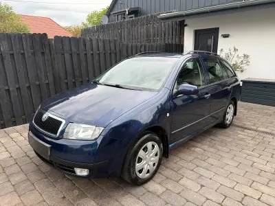 Gebraucht Skoda Fabia 64 PS (47 kW) 2003 Blau Kombi
