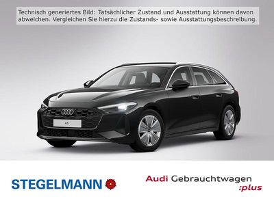 Mythosschwarz metallic Gebraucht 2025 Audi A5 Sport Kombi | 43.390 €