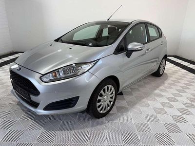 Gebraucht Ford Fiesta Trend 80 PS (58 kW) 2017 Grau Kleinwagen