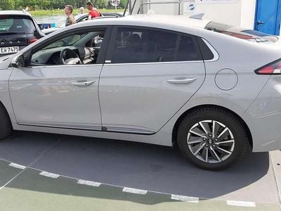 Gebraucht Hyundai Ioniq Style 100 kW (136 PS) 2021 Grau Kleinwagen