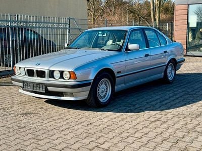 Gebraucht BMW 525 192 PS (141 kW) 1994 Silber Limousine