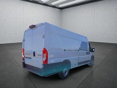 Gebraucht Peugeot Boxer 140 PS (102 kW) 2024 Weiß Van