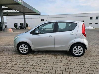 Opel Agila