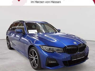 Gebraucht BMW 320e M Sport 163 PS (119 kW) 2022 Portimao blau metallic Kombi