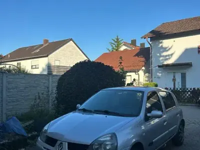 Gebraucht Renault Clio II Authentique 75 PS (55 kW) 2005 Silber Limousine