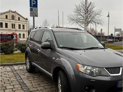 Gebraucht Mitsubishi Outlander 156 PS (114 kW) 2008 Grau SUV