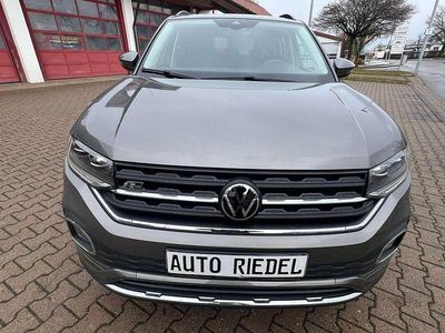 Grau Gebraucht 2021 VW T-Cross Life SUV | 21.990 € (Etwas zu teuer)