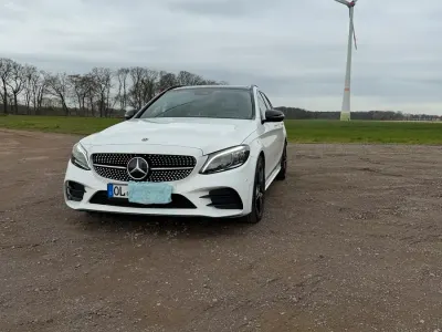 Gebraucht Mercedes C300 258 PS (189 kW) 2019 Weiß Limousine