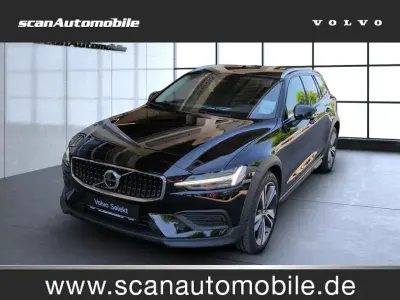 Gebraucht Volvo V60 CC Plus 197 PS (144 kW) 2023 Schwarz Kombi