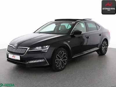 Gebraucht Skoda Superb 218 PS (160 kW) 2022 Schwarz Limousine