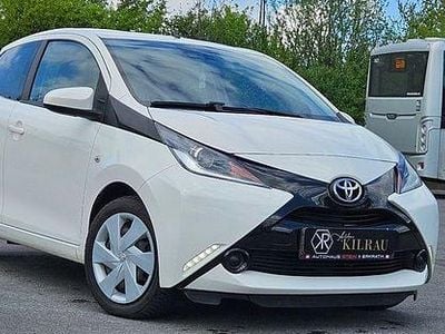 Second-hand Toyota Aygo Edition 72 CP (52 kW) 2018 Alb Hatchback