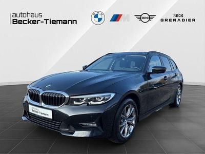 Gebraucht BMW 320 Advantage 184 PS (135 kW) 2022 Saphirschwarz Kombi