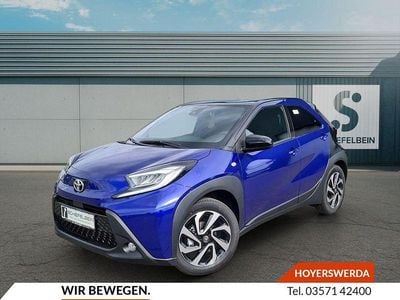 Juniper blue / night sky black Neu 2025 Toyota Aygo X SUV | 19.880 € (Etwas zu teuer)