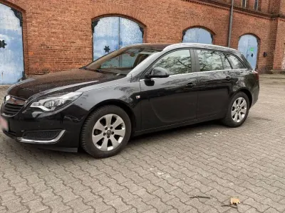 Gebraucht Opel Insignia Edition 136 PS (100 kW) 2015 Schwarz Kombi