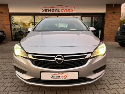 Usata Opel Astra Edition 95 CV (69 kW) 2018 Argento Station wagon