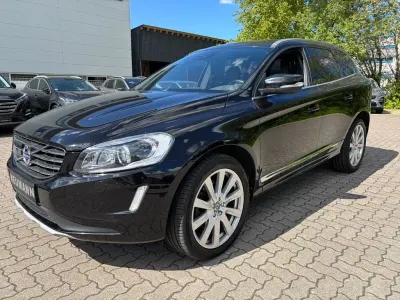 Używany Volvo XC60 Kinetic 190 KM (139 kW) 2017 Czarny SUV