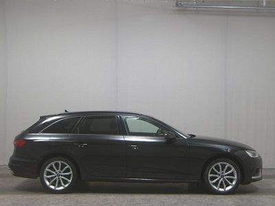 Schwarz Gebraucht 2022 Audi A4 Advanced Kombi | 18.580 € (Fairer Preis)