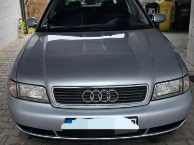 Gebraucht Audi A4 101 PS (74 kW) 1997 Silber Limousine
