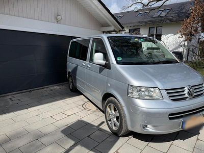Usata VW T5 Highline 174 CV (127 kW) 2007 Argento Furgone