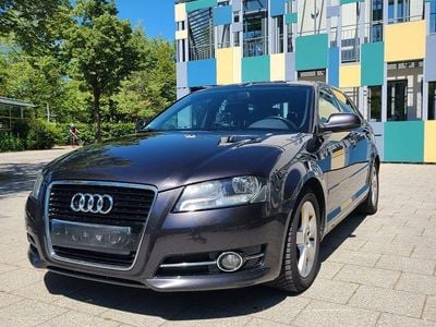 Second-hand Audi A3 S-Line 125 CP (91 kW) 2011 Gri Hatchback