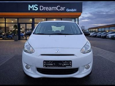 Weiß Gebraucht 2021 Mitsubishi Space Star Limousine | 5.990 € (Guter Preis)