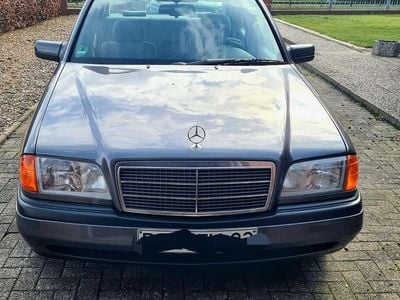 Gebraucht Mercedes 180 122 PS (89 kW) 1995 Limousine