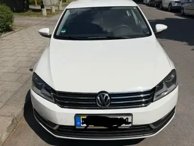 Używany VW Passat Comfortline 122 KM (89 kW) 2011 Biały Sedan/Limuzyna