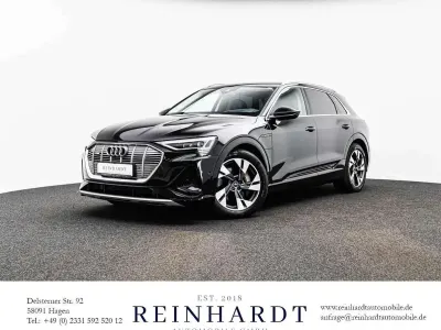 Gebraucht Audi e-tron S-Line 300 kW (408 PS) 2021 Mythosschwarz metallic SUV