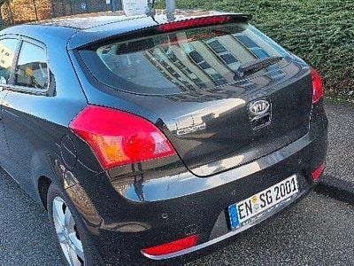 Schwarz Gebraucht 2011 Kia Ceed Edition 7 Kleinwagen | 4.400 € (Guter Preis)