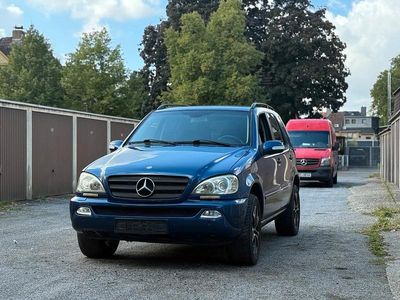 Mercedes ML320