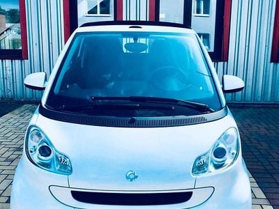 Gebraucht Smart ForTwo Cabrio 71 PS (52 kW) 2012 Weiß Cabrio