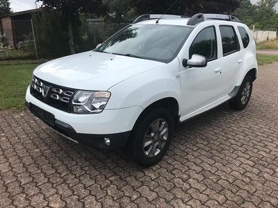 Weiß Gebraucht 2015 Dacia Duster SUV | 7.300 € (Etwas zu teuer)