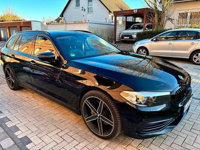 Schwarz Gebraucht 2018 BMW 530 Kombi | 17.999 € (Fairer Preis)