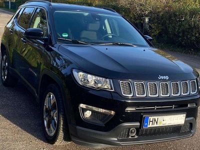 Gebraucht Jeep Compass Longitude 120 PS (88 kW) 2018 Schwarz SUV
