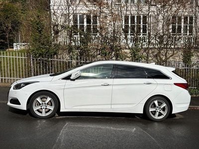 Gebraucht Hyundai i40 Style 141 PS (103 kW) 2016 Weiß Kombi
