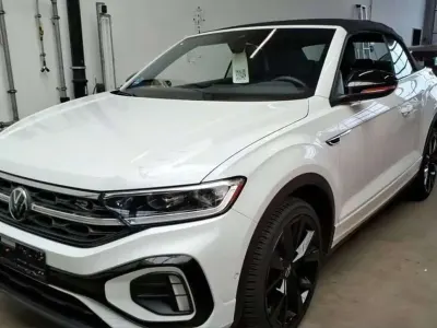 Gebraucht VW T-Roc Cabriolet R-line 150 PS (110 kW) 2023 Weiß Cabrio