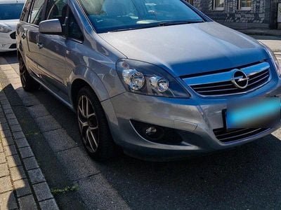 Usata Opel Zafira 116 CV (85 kW) 2011 Grigio Monovolume