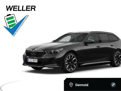 Neu BMW 550e Performance 489 PS (359 kW) 2025 Schwarz Limousine