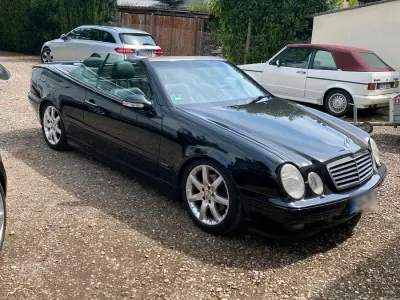 Gebraucht Mercedes CLK320 Elegance 218 PS (160 kW) 2001 Schwarz Cabrio