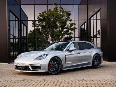 Porsche Panamera 4S