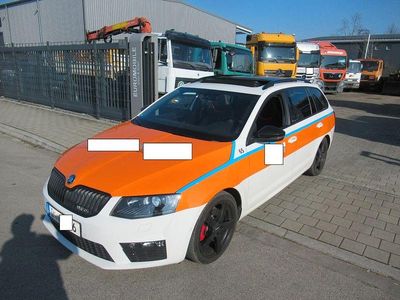 Gebraucht Skoda Octavia RS 184 PS (135 kW) 2016 Weiß Kleinwagen