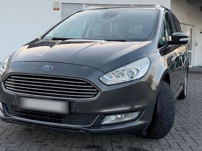Gebraucht Ford Galaxy Titanium 165 PS (121 kW) 2019 Grau Van / Kleinbus
