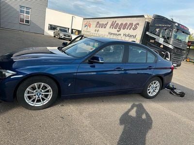 Gebraucht BMW 330e iPerformance 292 PS (214 kW) 2018 Blau Limousine