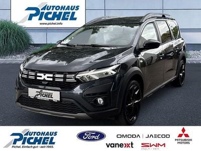 Gebraucht Dacia Jogger Comfort 110 PS (80 kW) 2022 Grau(metallic) Van / Kleinbus