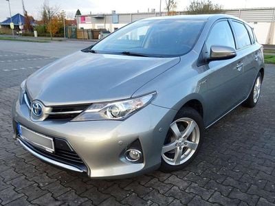 Toyota Auris Hybrid