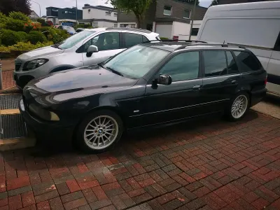 Gebraucht BMW 520 Lifestyle 170 PS (125 kW) 2002 Schwarz Kombi